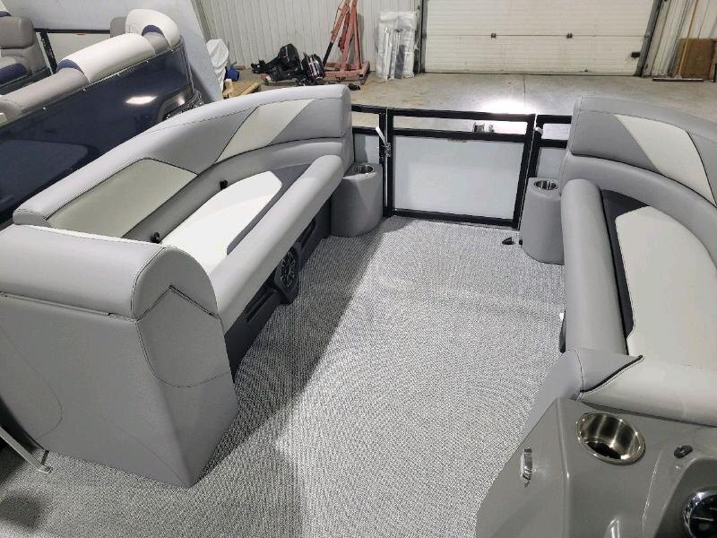 AVALON VENTURE 2185 CRUISE 3 QUILLES 2025