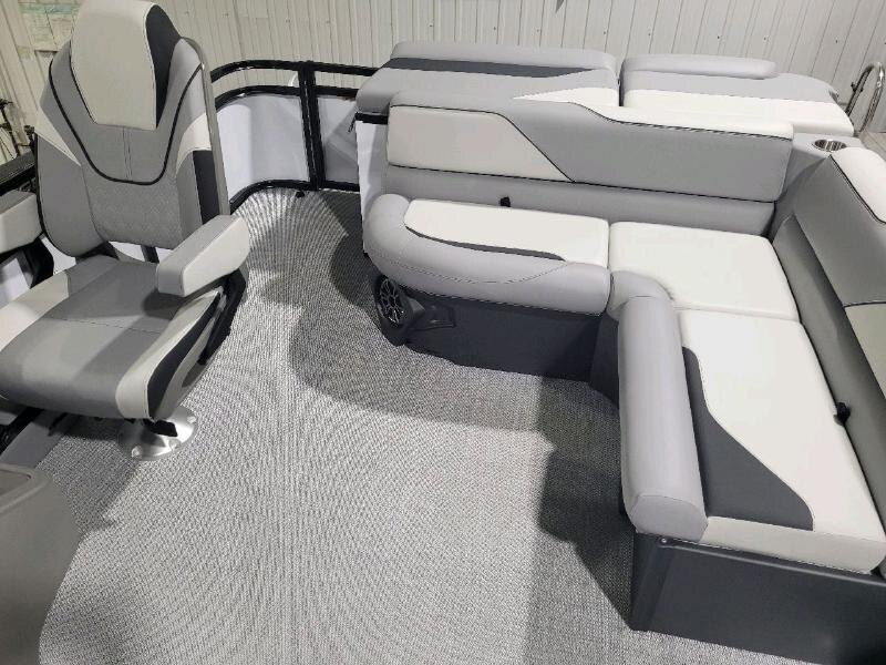 AVALON VENTURE 2185 CRUISE 3 QUILLES 2025