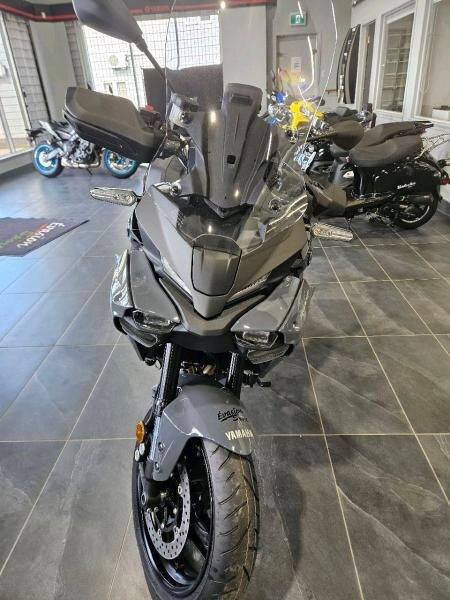 YAMAHA Tracer 9 GT Y AMT 2025