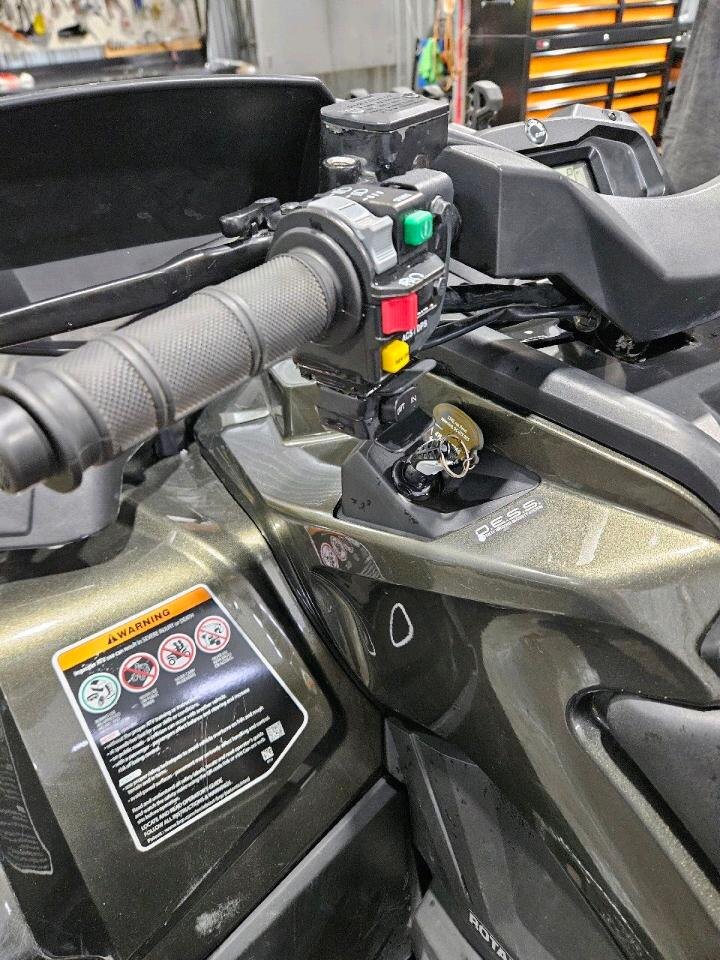 BOMBARDIER Outlander 850 XT PS 2022