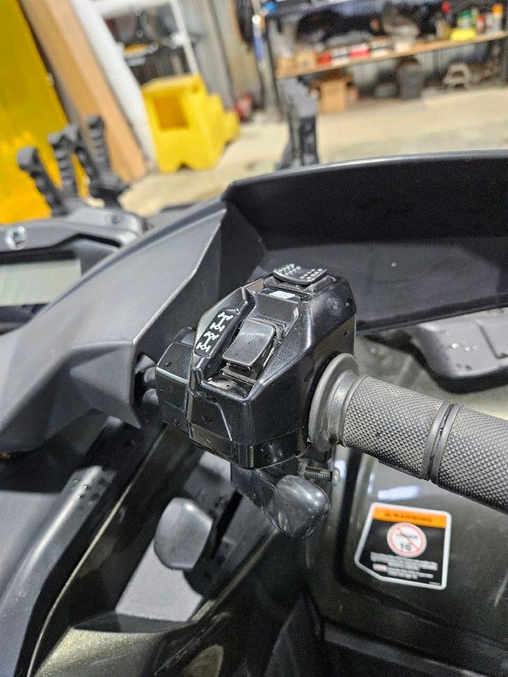 BOMBARDIER Outlander 850 XT PS 2022