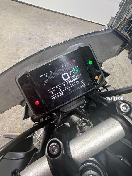 YAMAHA MT-09 2021