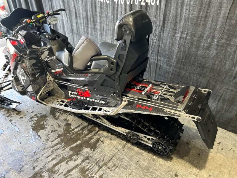 POLARIS switchback 800 Assault 144 2018