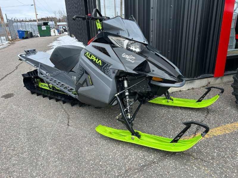 ARCTIC CAT M8000 154 ALPHA UN 2020