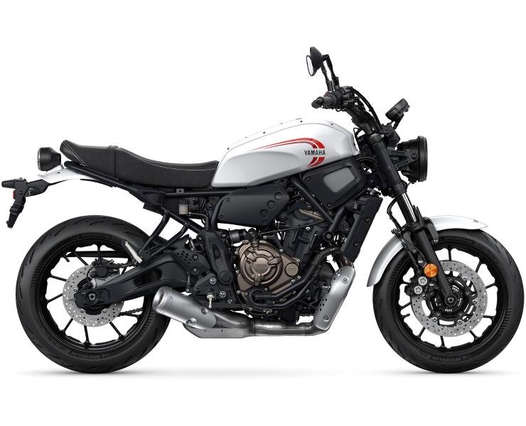 YAMAHA XSR700 2025